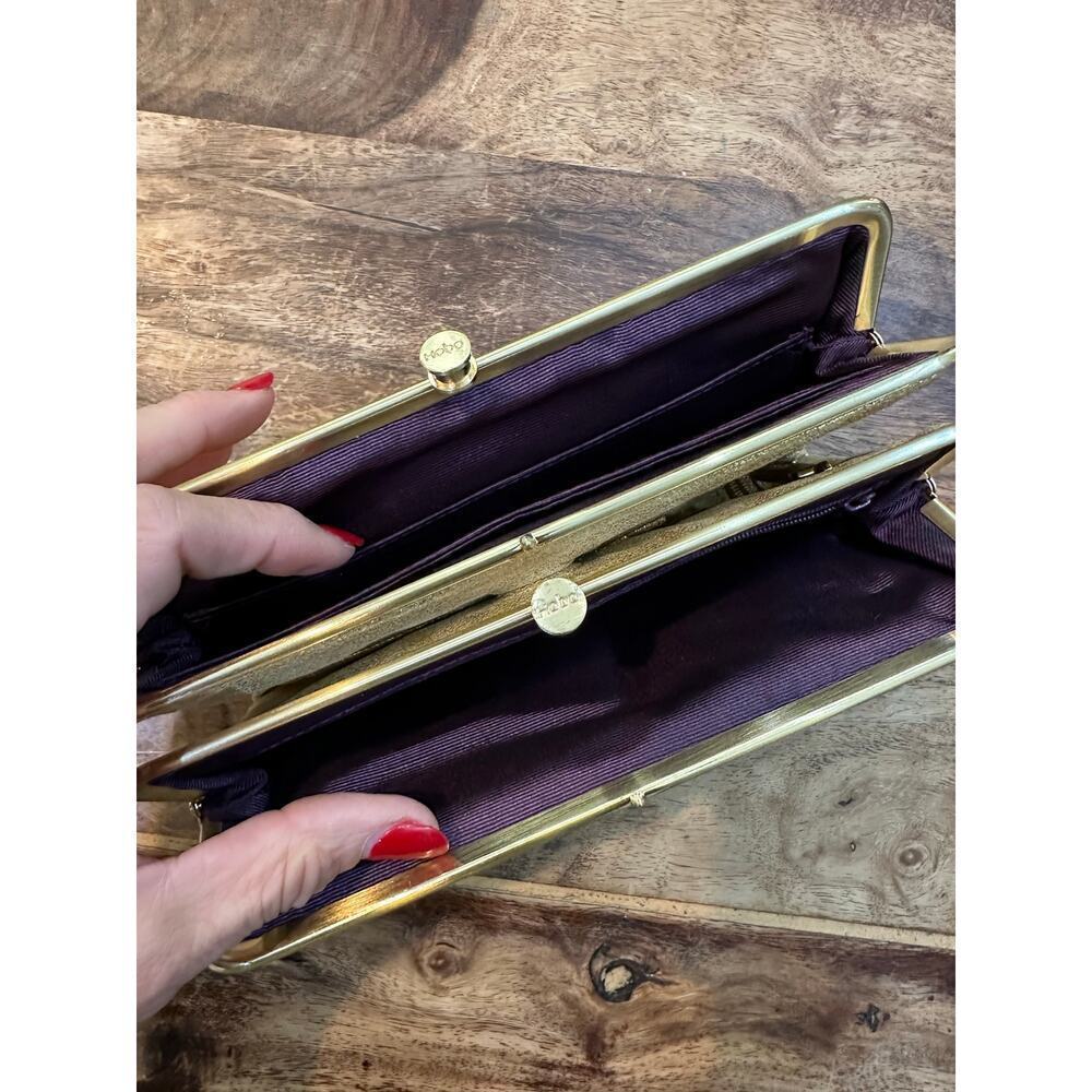 HOBO Women's Gold Lauren Clutch Wallet - Picture 7 of 8